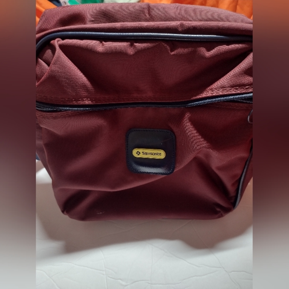 Vintage Samsonite travel bag